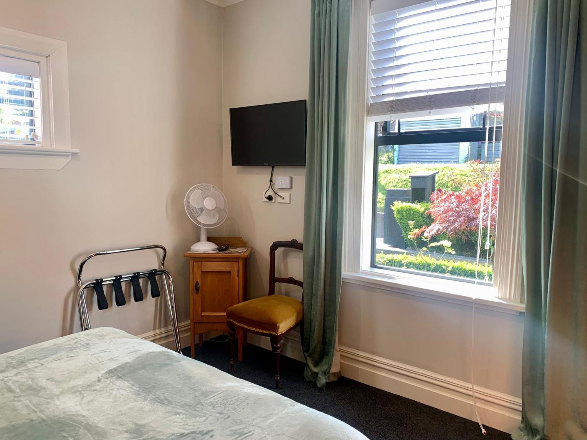 Roslyn Business Studio - 2 Bedroom Dunedin Room photo